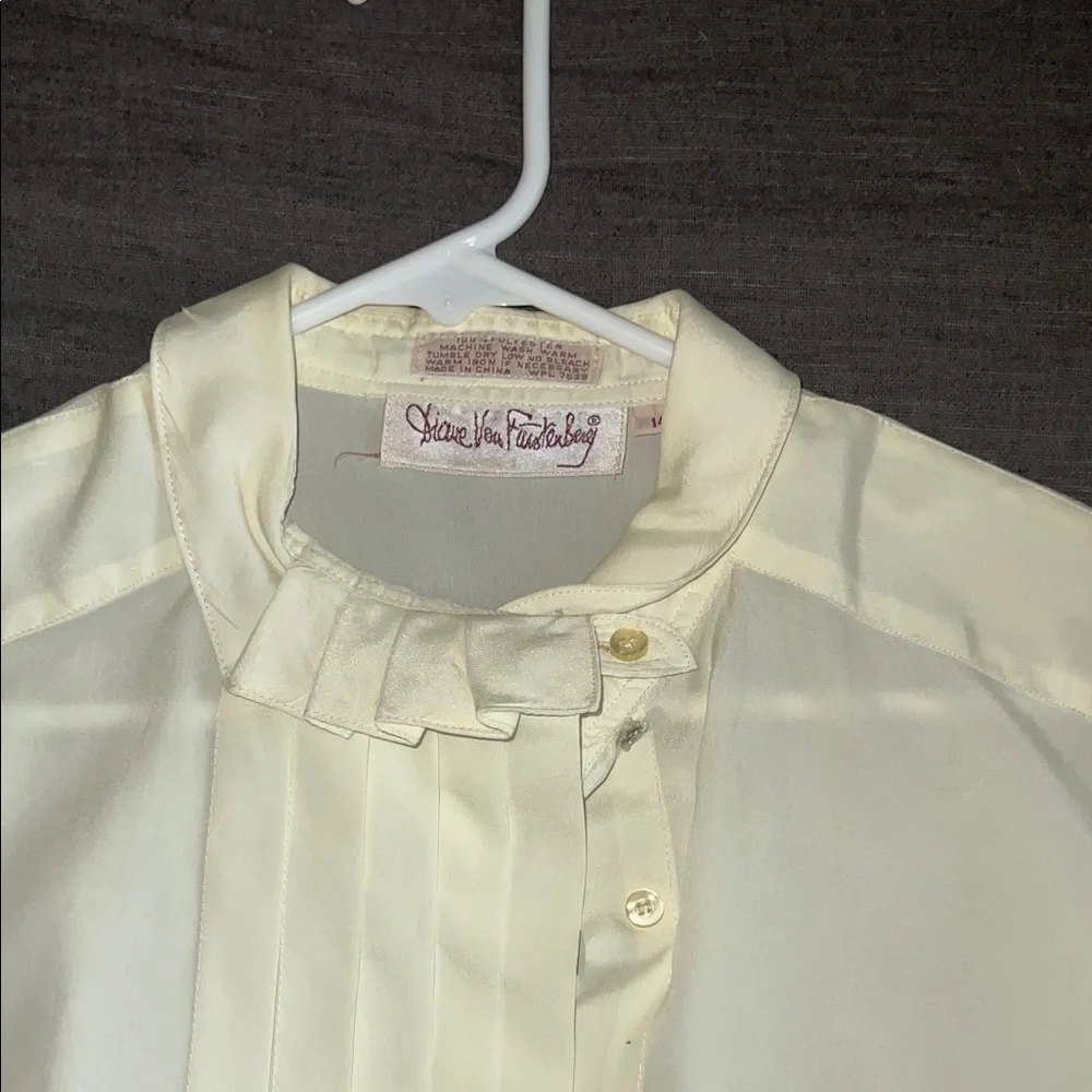 Cream Ruffled Blouse - Picture 1 of 4